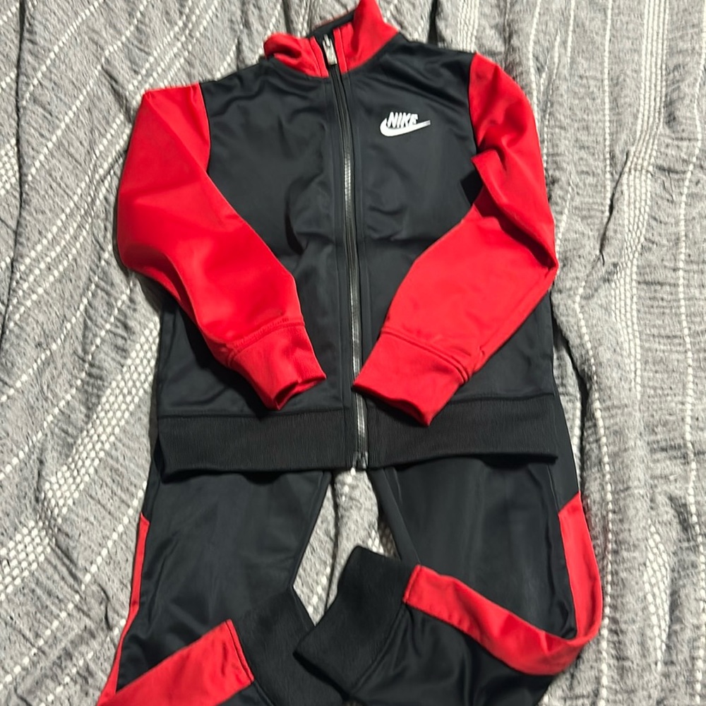 Boy Nike two peice outfit